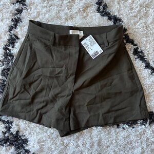 NWT H&M Army Green Dress Shorts - Size 6